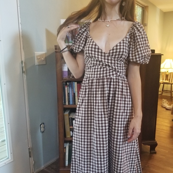 Beautiful Cottagecore checked dress - Picture 2 of 13